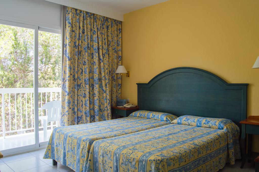 Es Pi 2 Hotel Playa Migjorn Szoba fotó